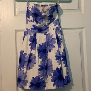 Summer/spring strapless dress